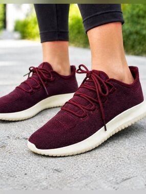 Adidas Tubular Shadow Knit Sneakers Burgundy Maroon Red Size 9